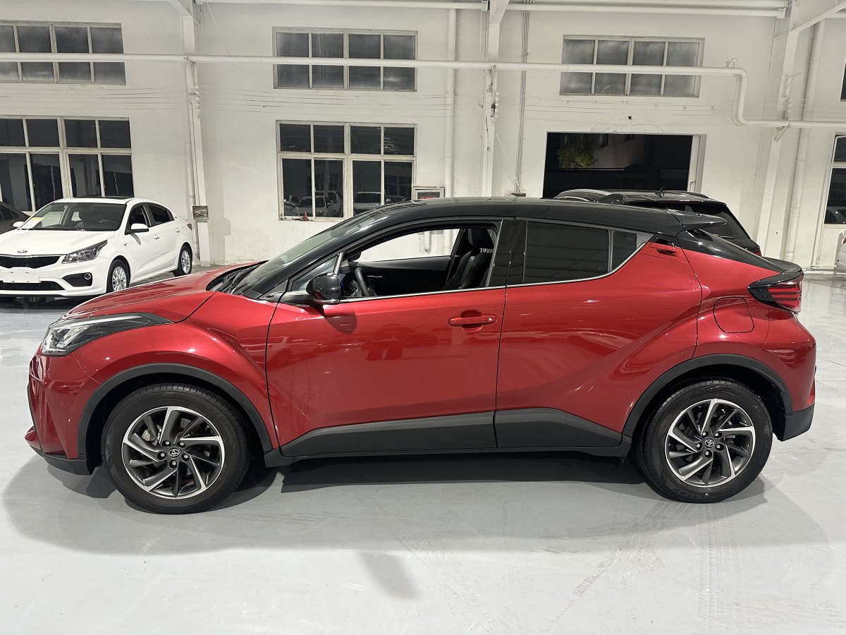 豐田 C-HR  2021款 2.0L 豪華版圖片