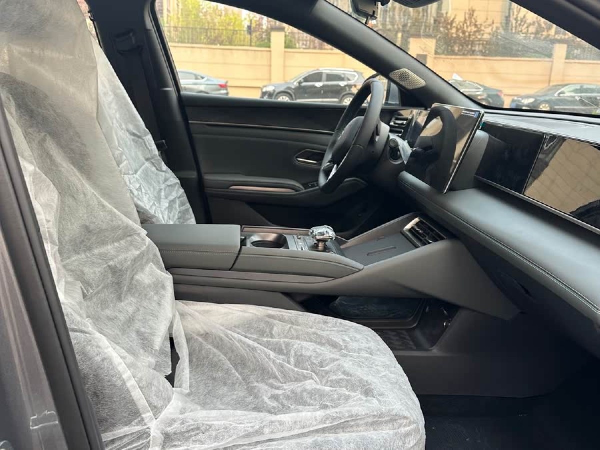比亞迪 秦L  2024款 DM-i 80KM超越型圖片