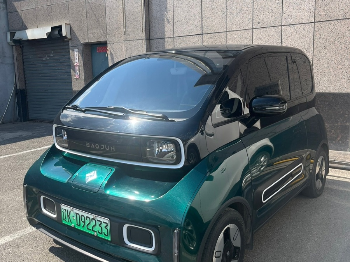 寶駿 寶駿KiWi EV  2022款 設(shè)計(jì)師輕享版圖片