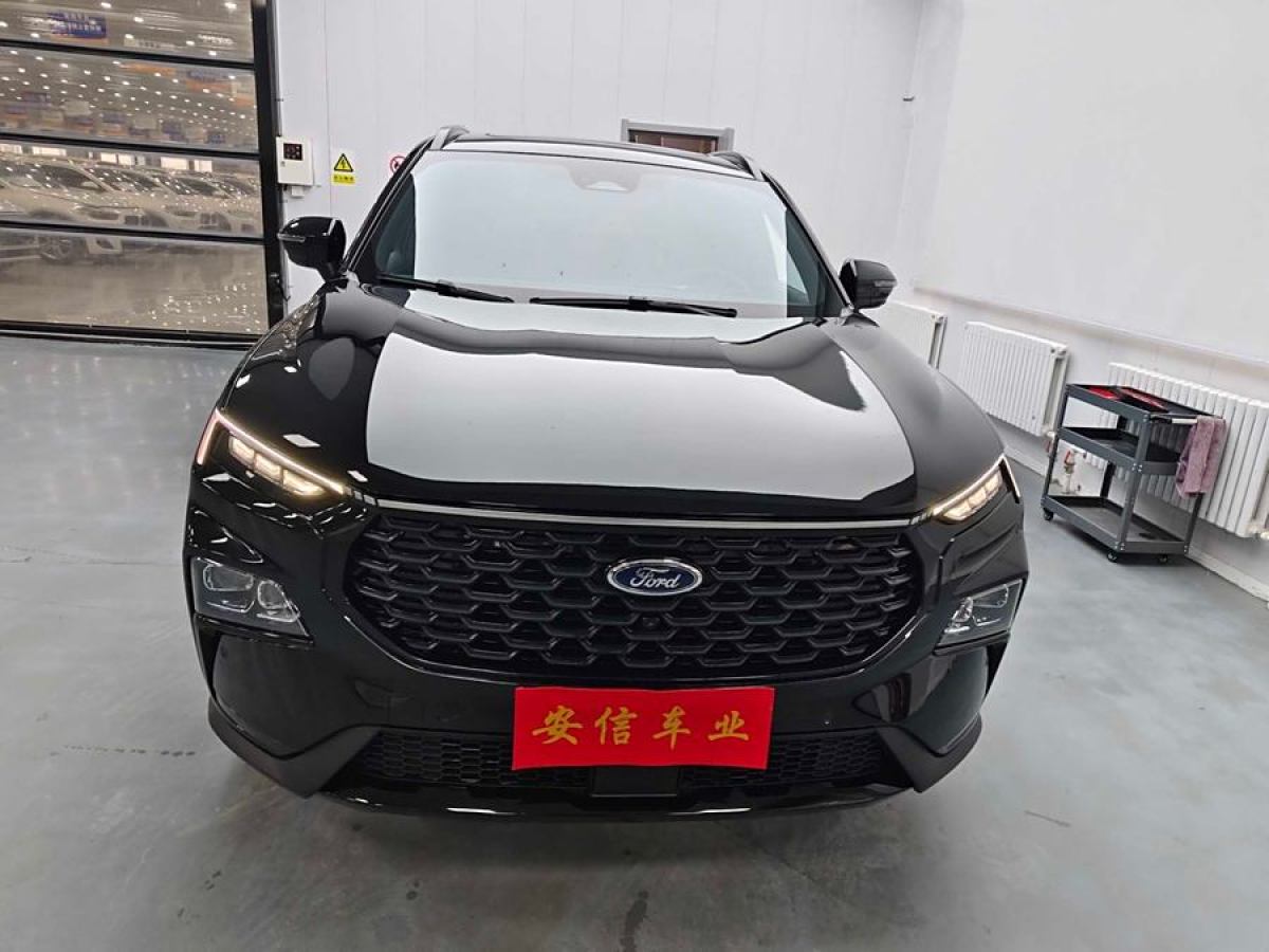 福特 領(lǐng)睿  2022款 極境 EcoBoost 170 光影圖片