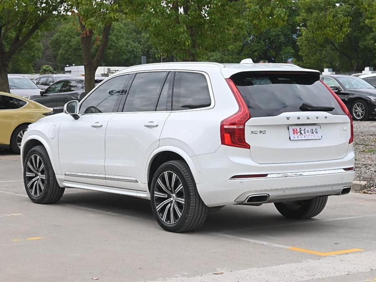 沃爾沃 XC90新能源  2021款 E驅(qū)混動(dòng) T8 智尊豪華版 7座圖片