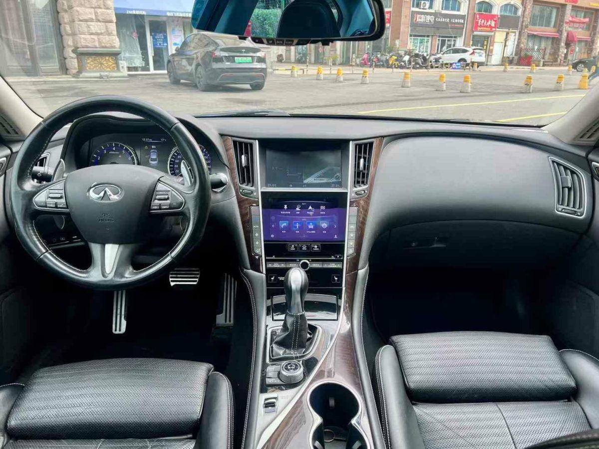 英菲尼迪 Q50L  2016款 Q50L 2.0T 悅享版圖片