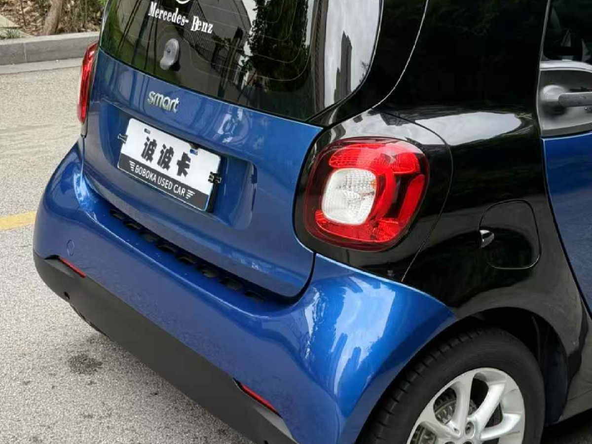smart fortwo 圖片