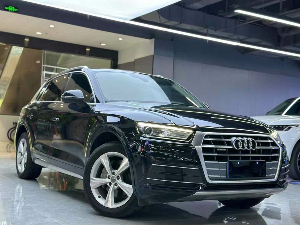 奧迪 奧迪Q3  2020款 35 TFSI 時(shí)尚動(dòng)感型圖片