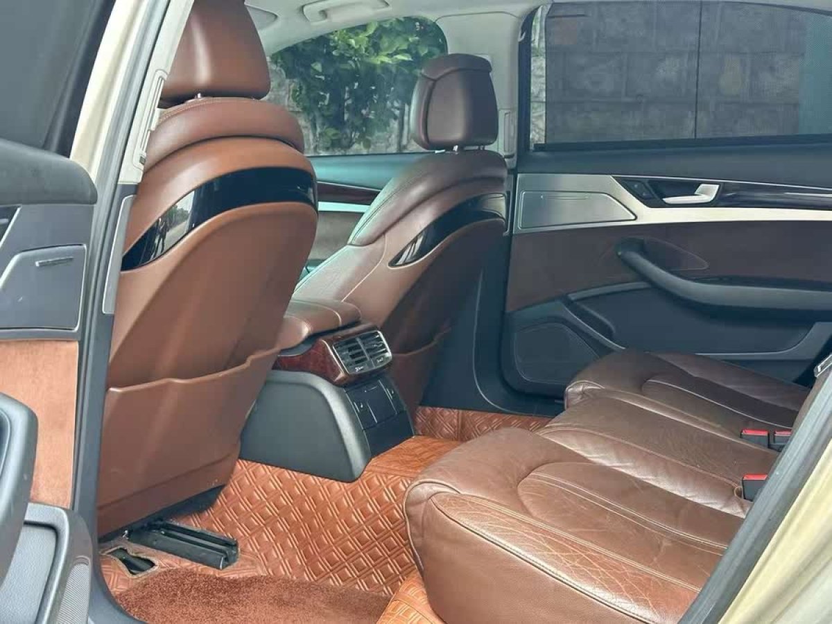 奧迪 奧迪A8  2011款 A8L 3.0 TFSI quattro豪華型(213kW)圖片