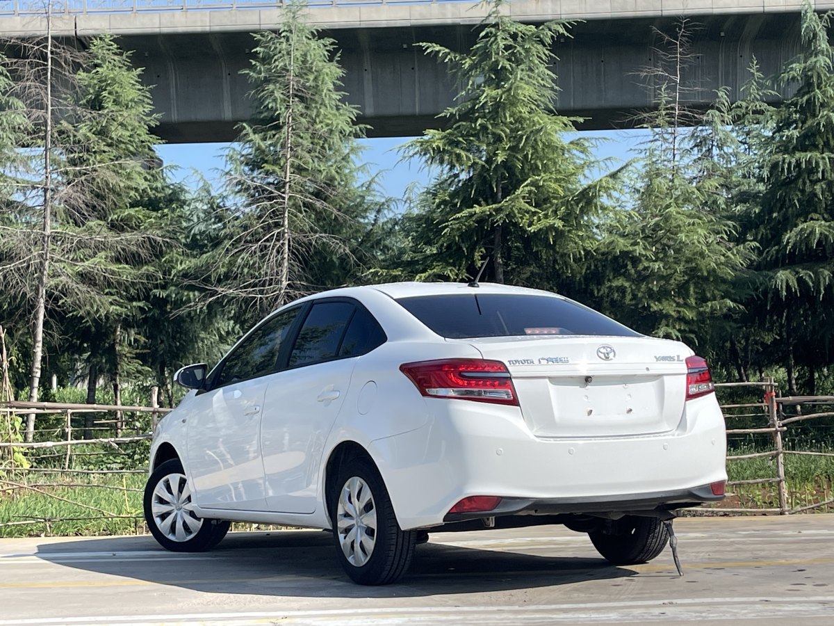 豐田 YARiS L 致享  2020款 1.5L CVT領(lǐng)先版圖片