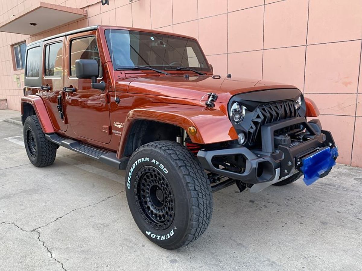 Jeep 牧馬人  2014款 3.0L Sahara 四門版圖片