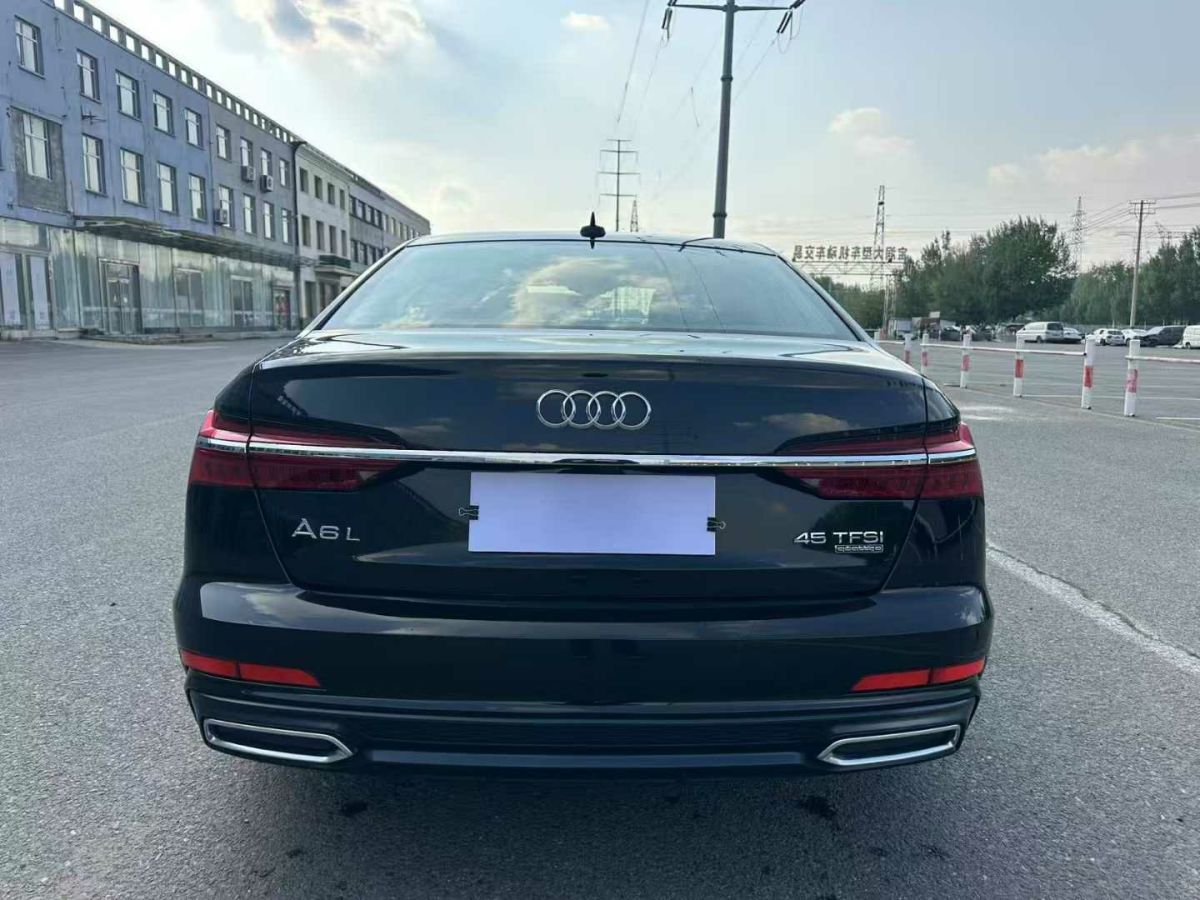 奧迪 奧迪A6L  2019款 40 TFSI 豪華動感型圖片