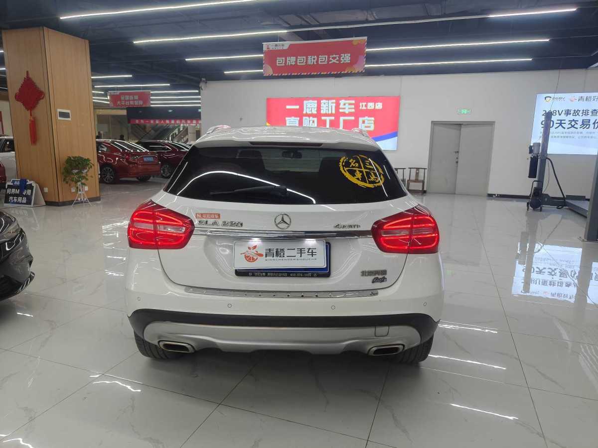 奔馳 奔馳GLA  2015款 GLA 220 4MATIC 時(shí)尚型圖片