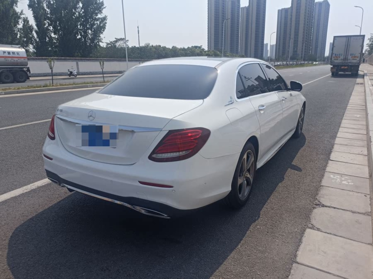 奔馳 奔馳E級(jí)  2018款 改款 E 300 L 運(yùn)動(dòng)時(shí)尚型圖片