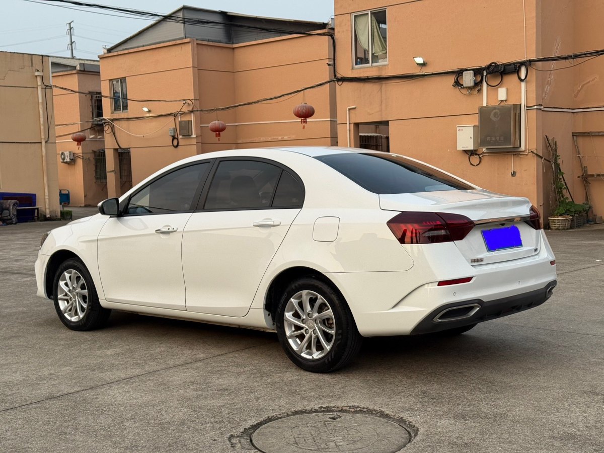 吉利 帝豪  2019款  領(lǐng)軍版 1.5L 手動(dòng)向上互聯(lián)型 國(guó)VI圖片