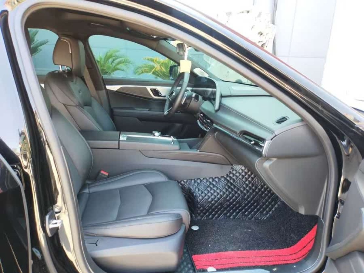 凱迪拉克 CT6  2023款 28T 豪華型圖片