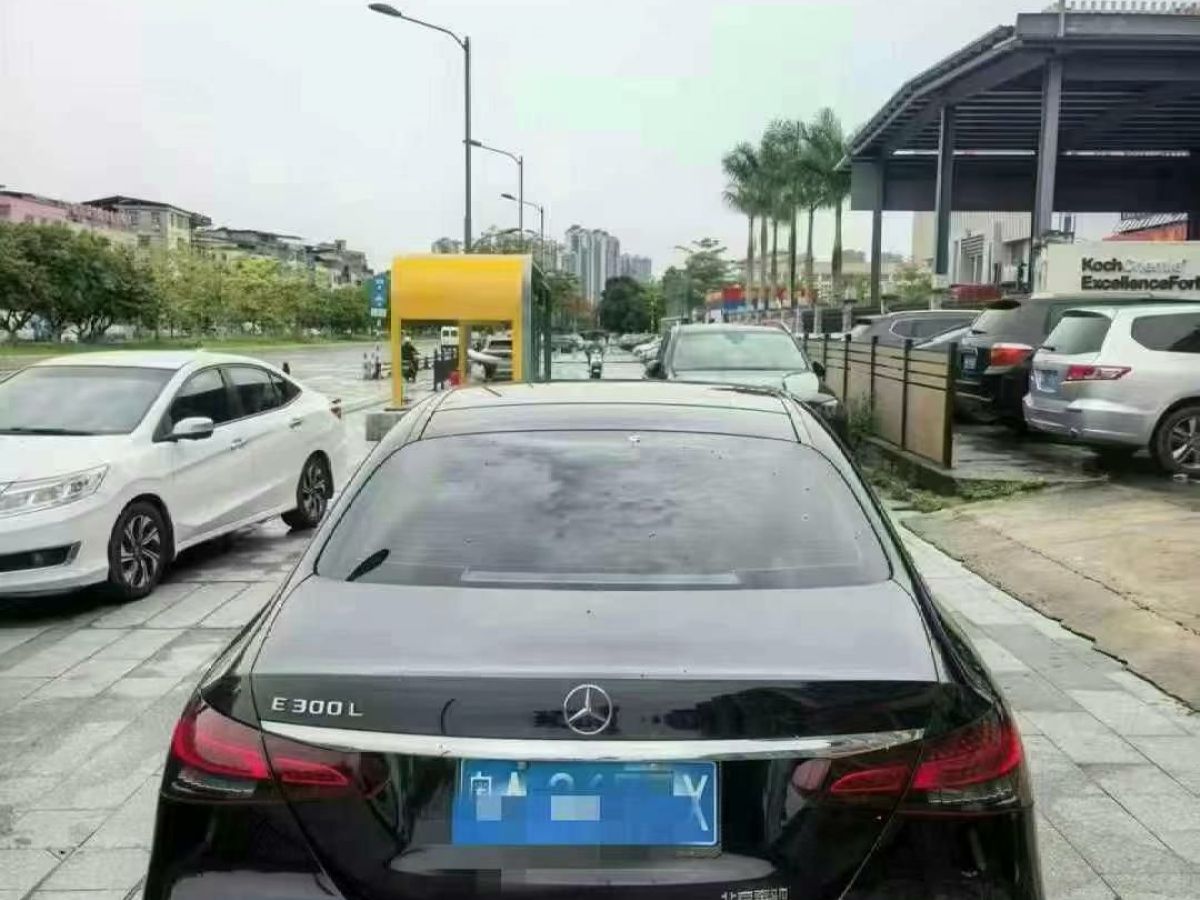 奔馳 奔馳E級  2023款 E 300 L 豪華型圖片