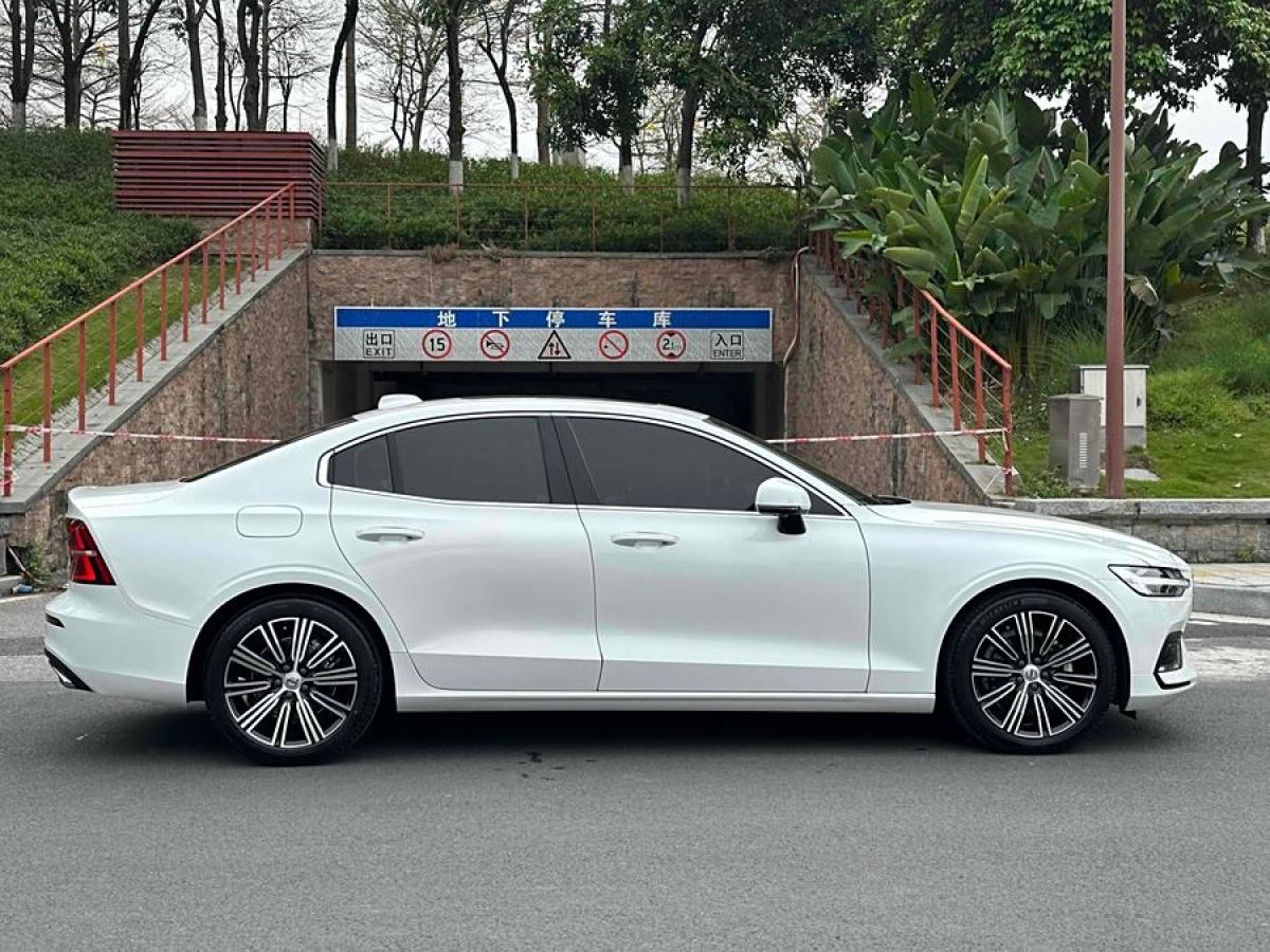 沃爾沃 S60L  2020款 T4 智遠豪華版圖片