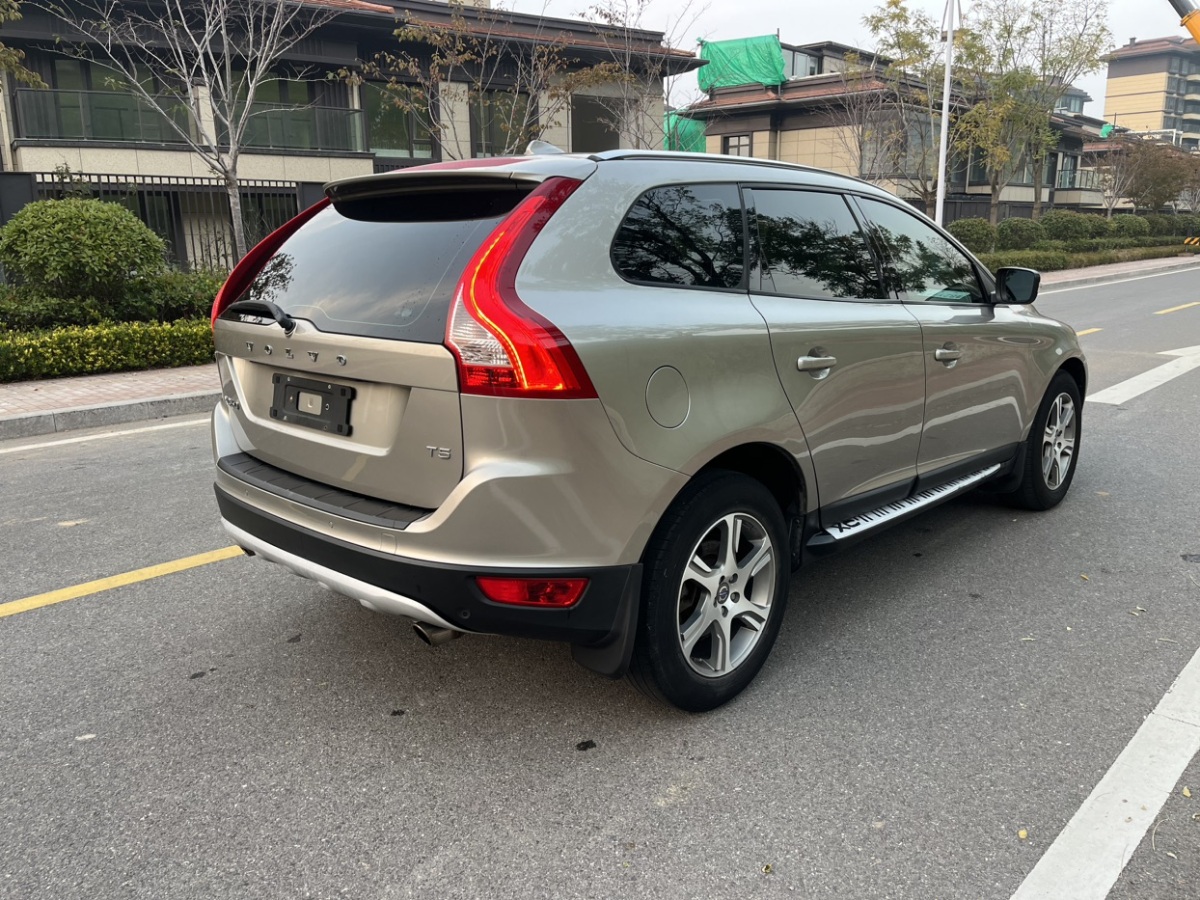 沃爾沃 XC60  2013款 T5 舒適版圖片