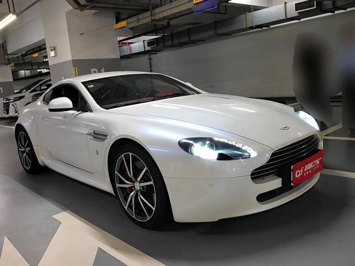 阿斯頓·馬丁 V8 Vantage  2011款 4.7L Sportshift Coupe圖片