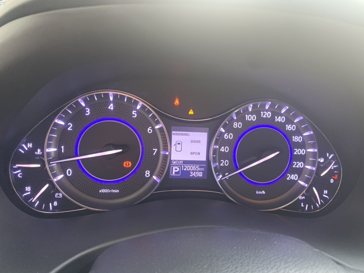 英菲尼迪 QX80  2016款 5.6L 4WD圖片