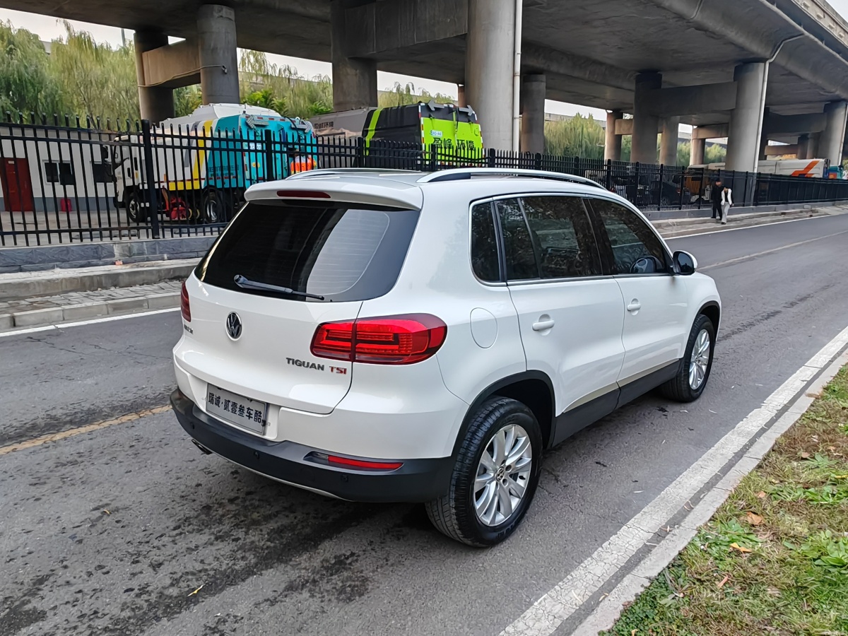 大眾 途觀  2013款 1.8TSI 自動兩驅(qū)豪華型圖片