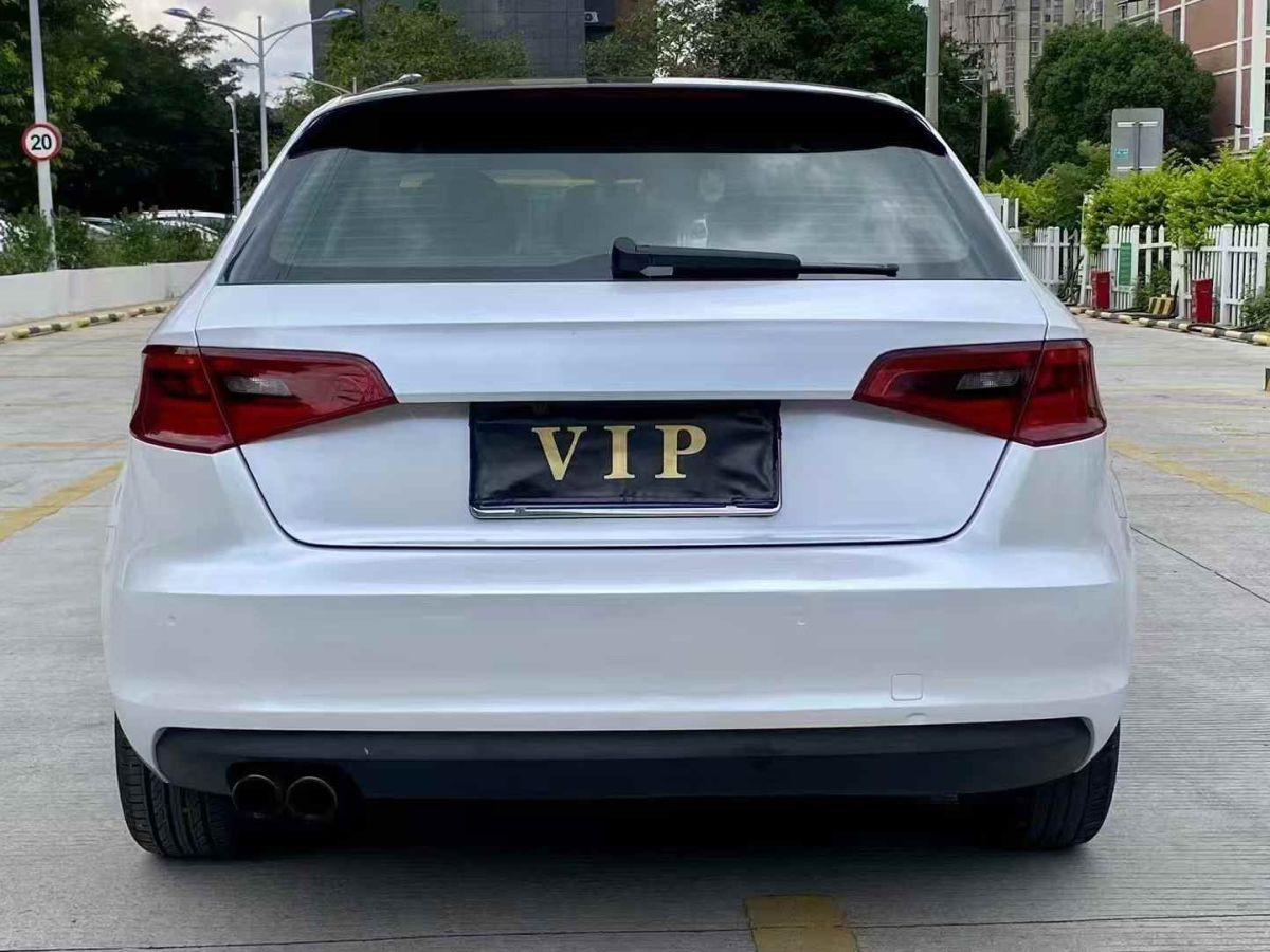 奧迪 奧迪A3  2015款 A3 1.4TFSI 35TFSI 百萬(wàn)紀(jì)念智領(lǐng)型圖片