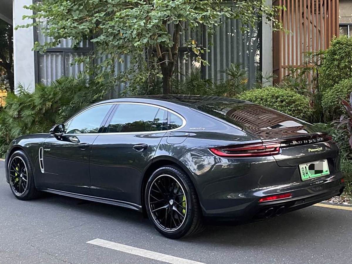 2018年11月保時捷 Panamera新能源  2017款 Panamera 4 E-Hybrid 行政加長版 2.9T