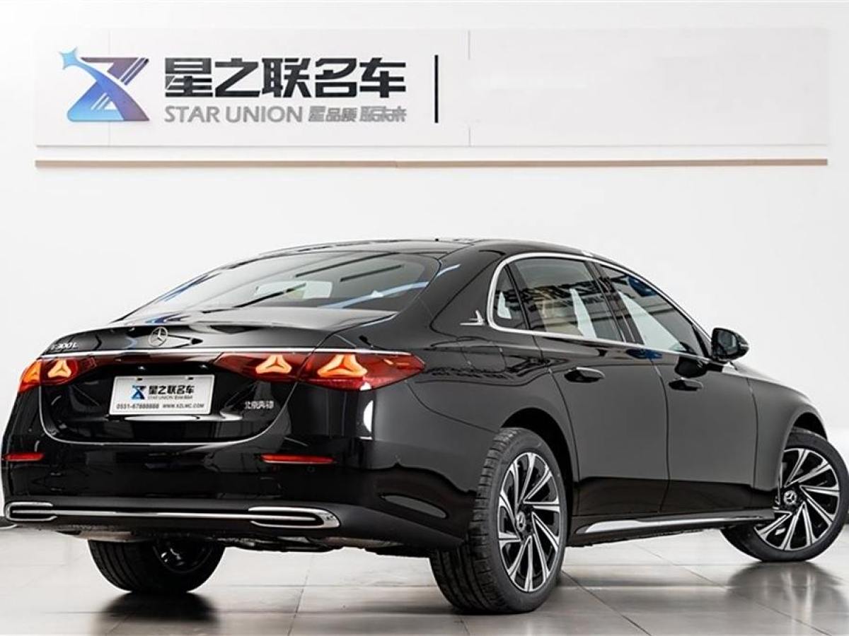 奔馳 奔馳E級  2019款 改款 E 300 L 豪華型圖片