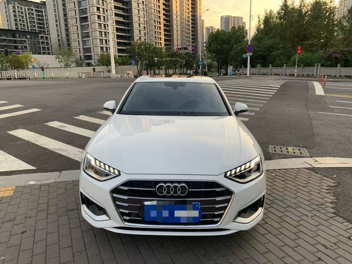 2020年8月奧迪 奧迪A4L  2020款 40 TFSI 豪華致雅型