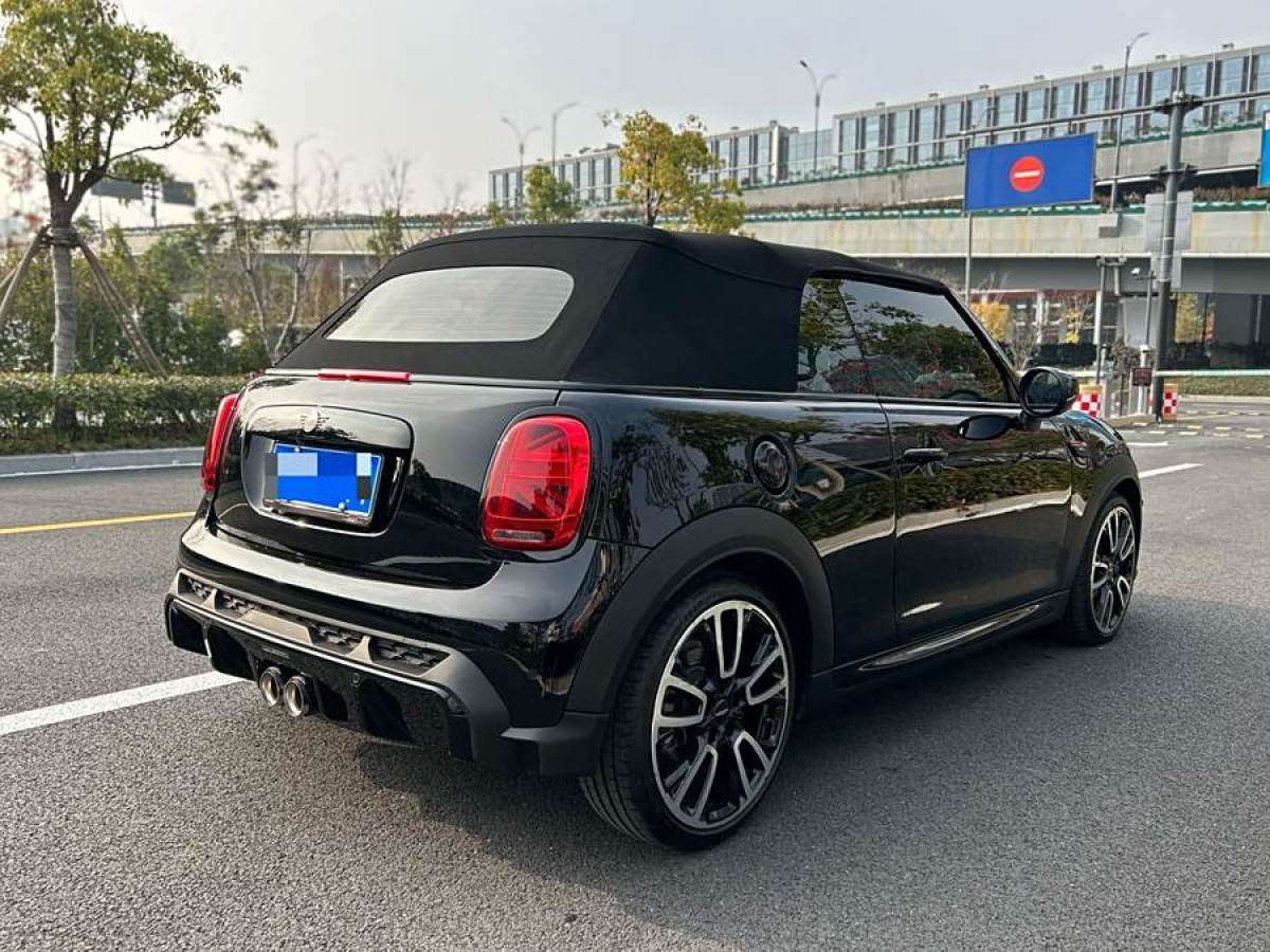 MINI MINI  2022款 2.0T COOPER S CABRIO 黑標(biāo)特別版圖片