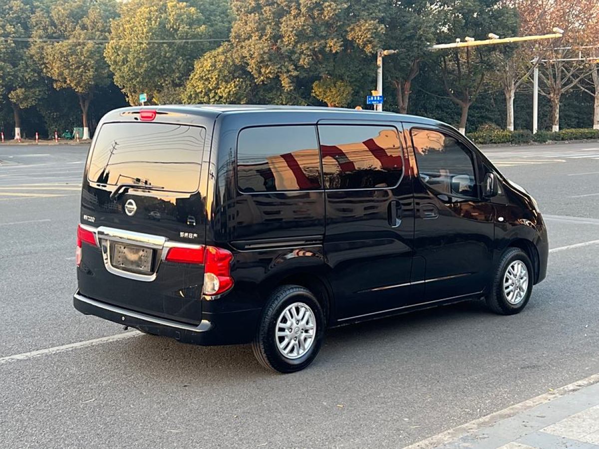 日產(chǎn) NV200  2014款 1.6L 手動(dòng)尊雅型 國V圖片