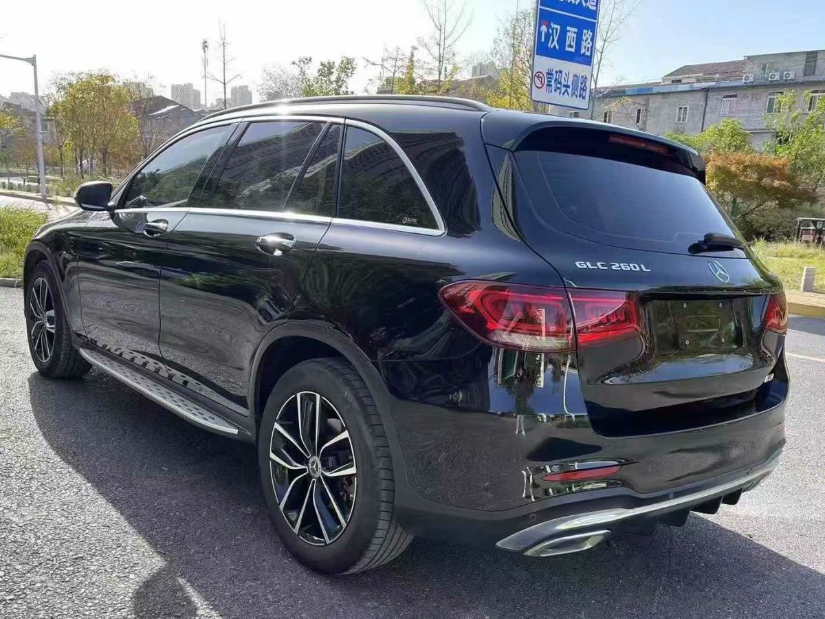 奔馳 奔馳GLE  2020款  GLE 350 4MATIC 時(shí)尚型圖片