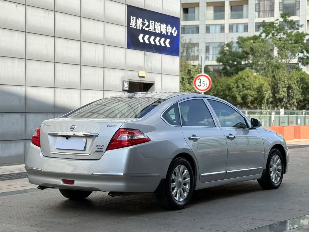 日產(chǎn) 天籟  2010款 2.5L XL周年紀念版圖片