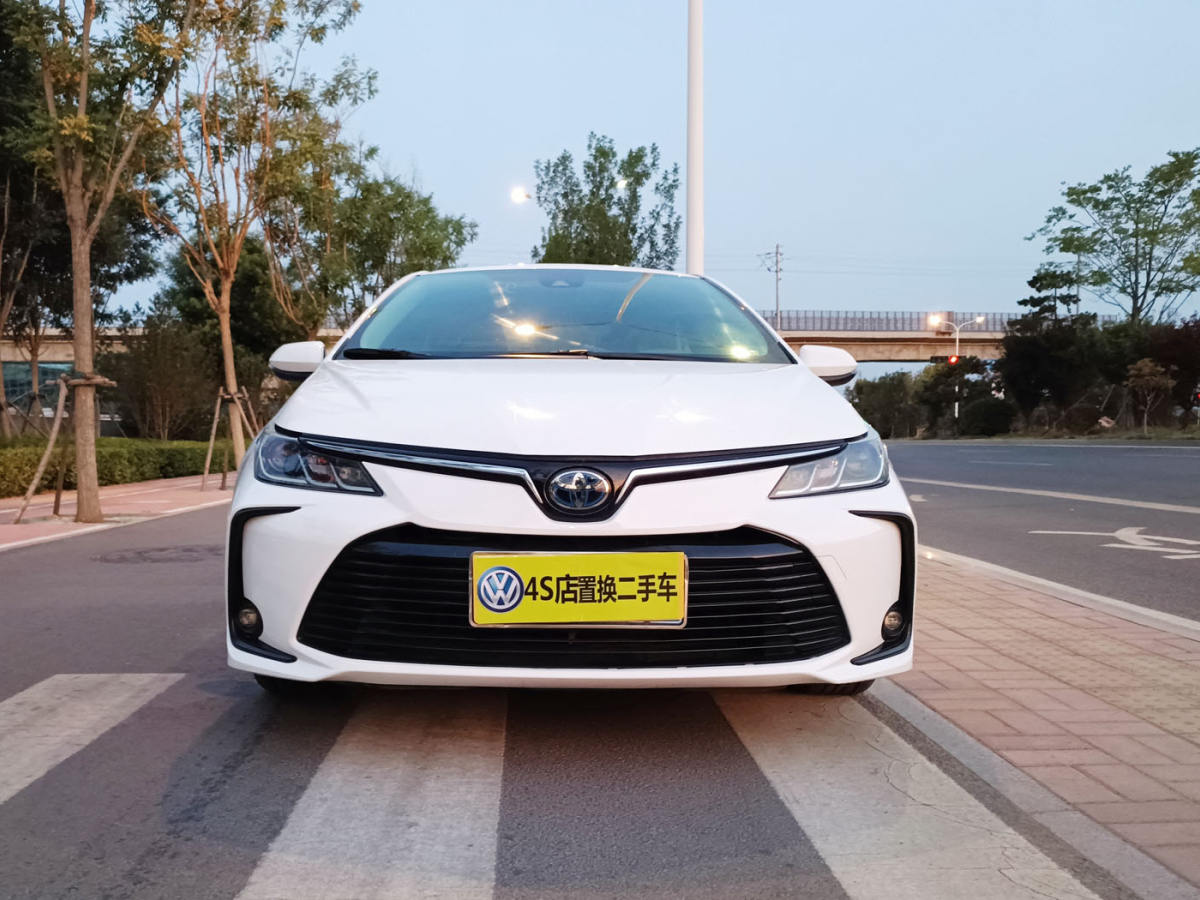 豐田 卡羅拉  2019款 雙擎 1.8L E-CVT旗艦版圖片