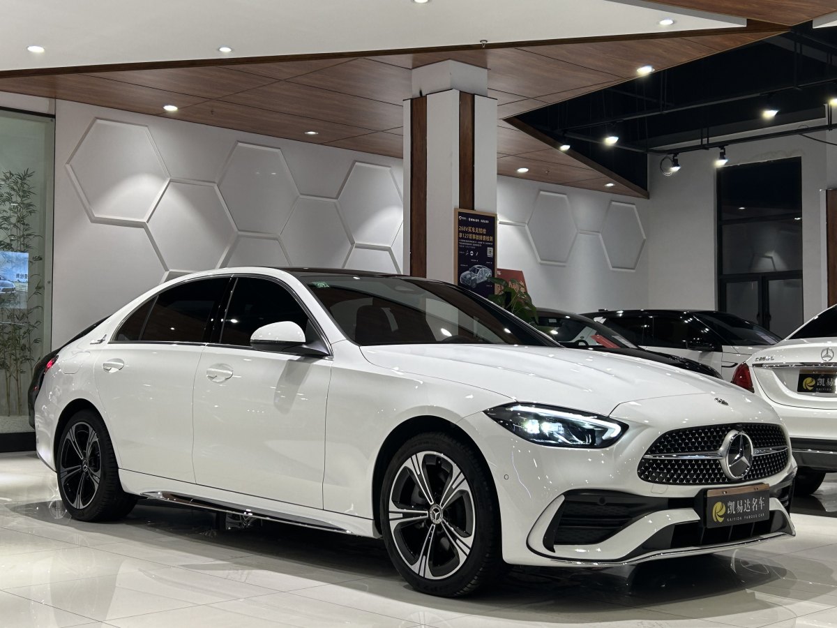 奔驰 奔驰C级  2019款 改款 C 260 L 4MATIC 运动版图片