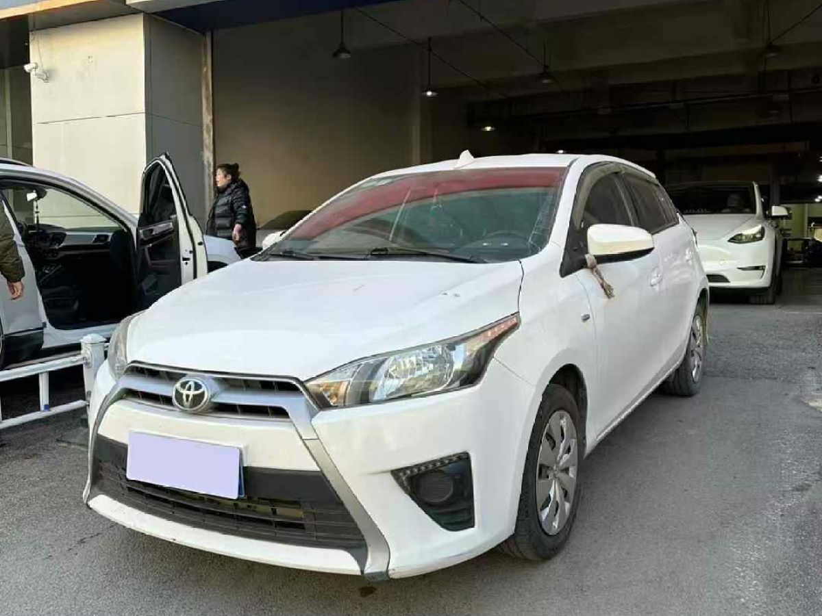 豐田 雅力士  2016款 YARiS L 致炫 1.5G 勁速天窗版圖片