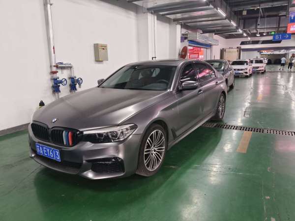 宝马 宝马5系  2019款 530Li 领先型 M运动套装