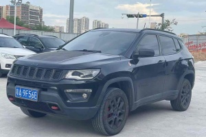 指南者 Jeep 200TS 自动高性能四驱版