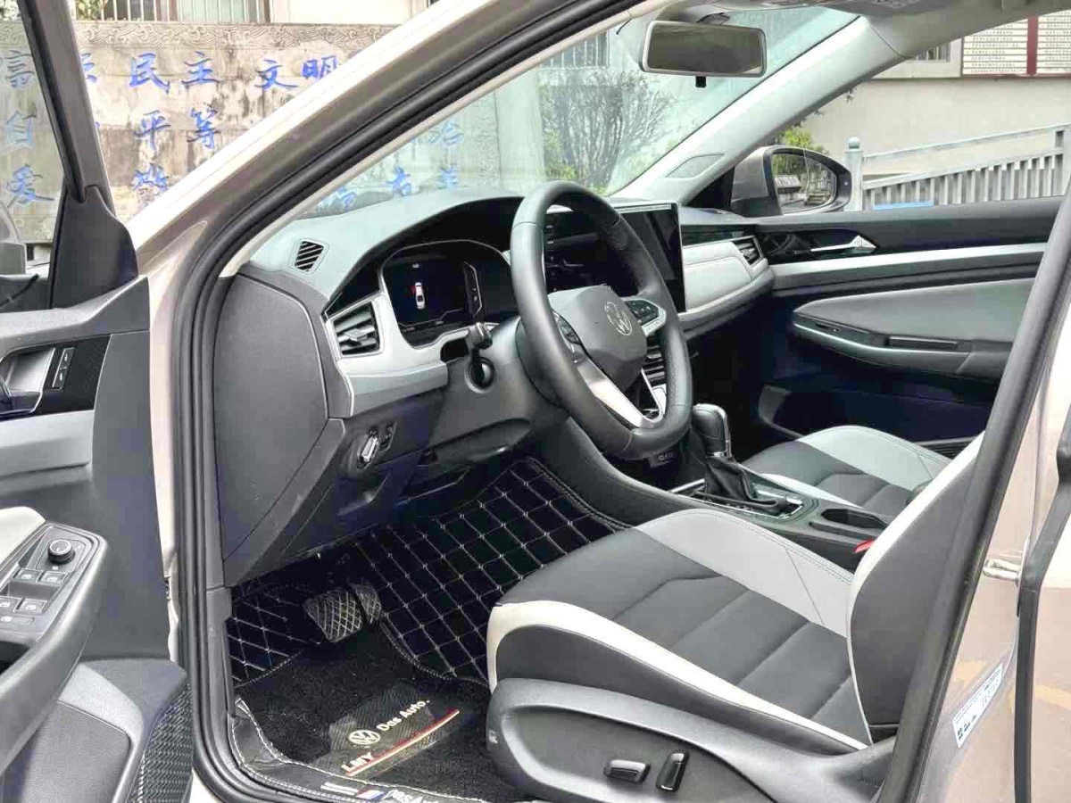 大眾 寶來  2023款 300TSI DSG尊行版圖片