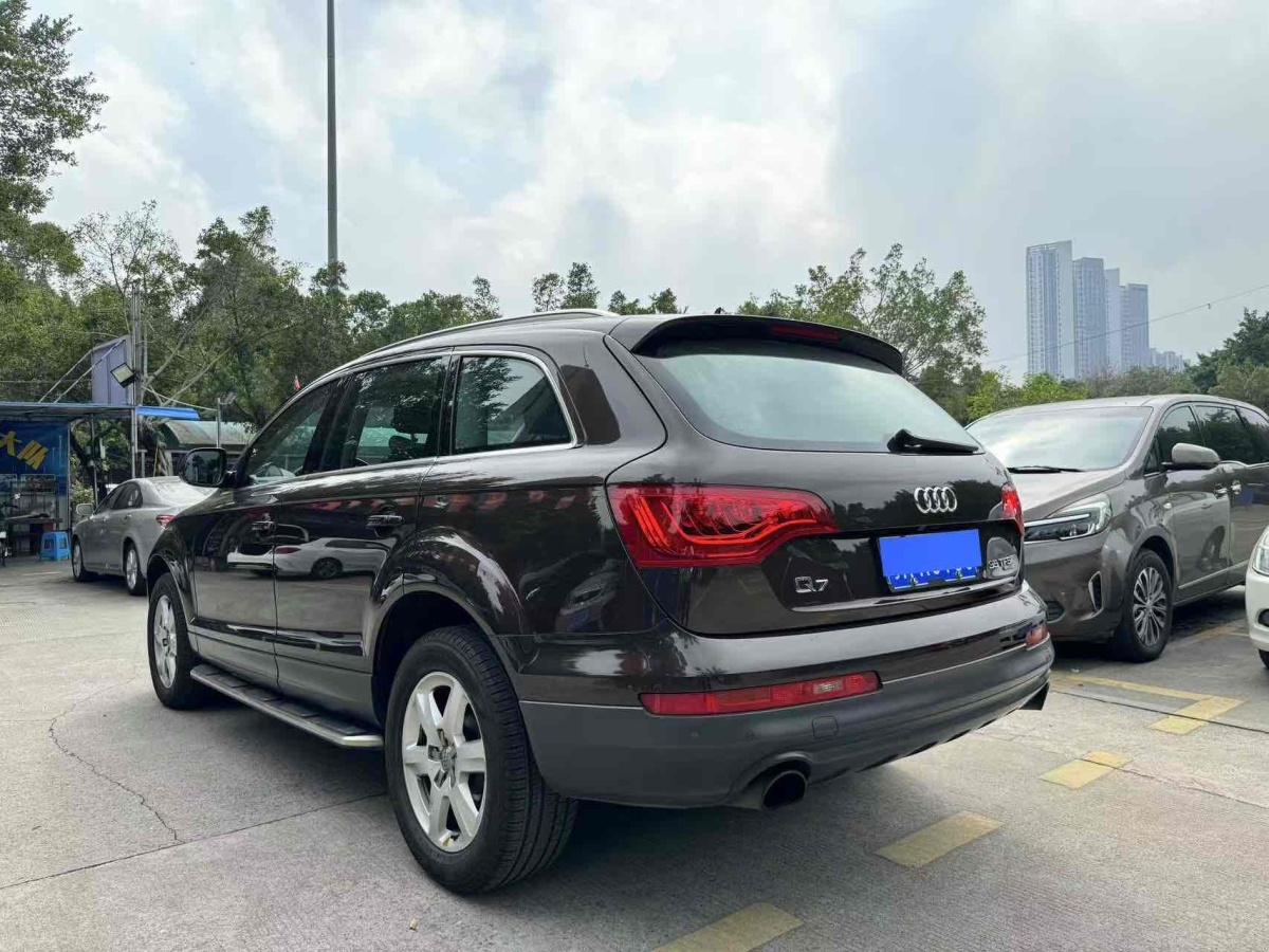 奧迪 奧迪Q7  2015款 35 TFSI 進(jìn)取型圖片