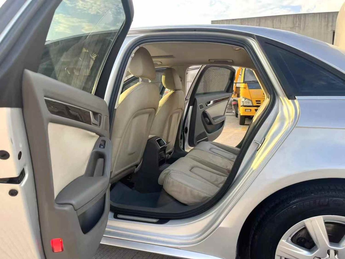 奧迪 奧迪A4L  2009款 2.0 TFSI 技術(shù)型圖片