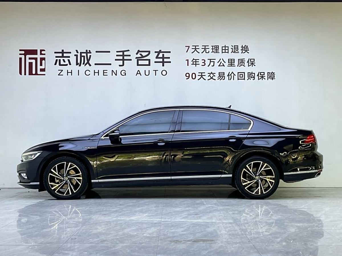 大眾 邁騰  2021款 330TSI DSG 30周年紀(jì)念版圖片