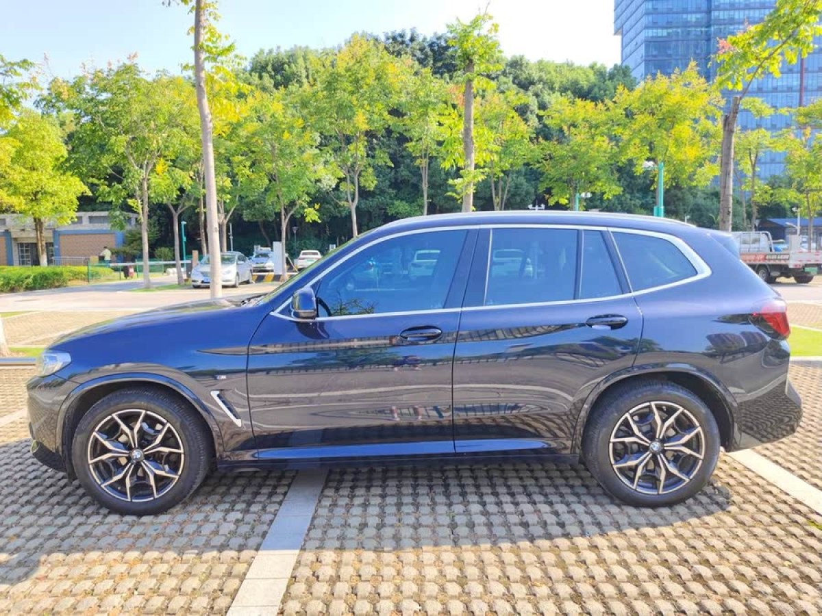 寶馬 寶馬X3  2022款 xDrive25i M運(yùn)動(dòng)套裝圖片