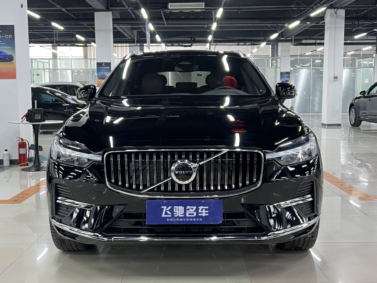 沃爾沃 XC60  2024款 B5 四驅(qū)智遠(yuǎn)豪華版圖片