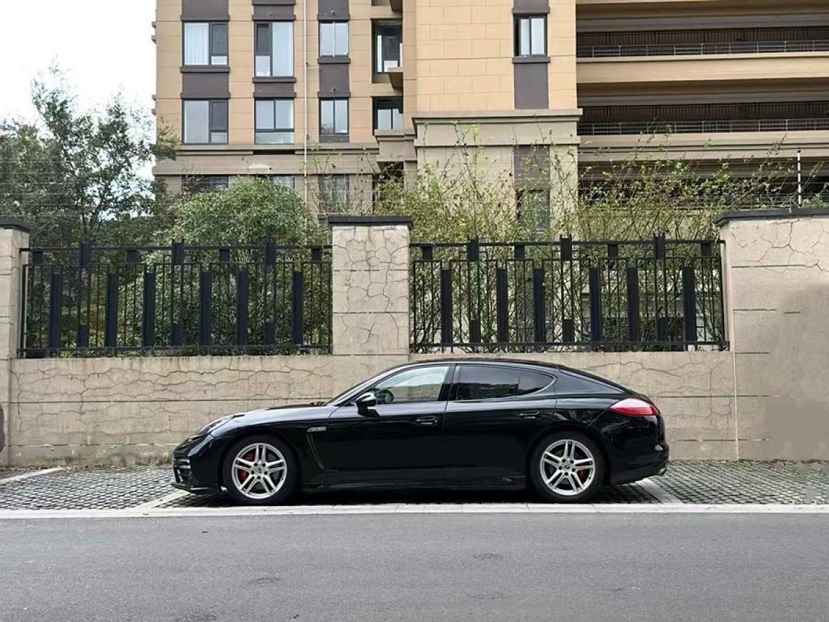 2011年4月保時(shí)捷 Panamera  2010款 Panamera 3.6L