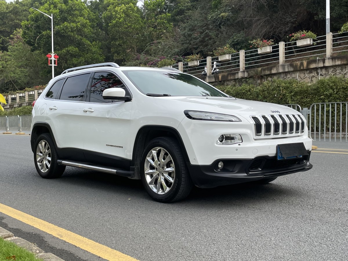 Jeep 自由光  2014款 2.4L 精銳版圖片