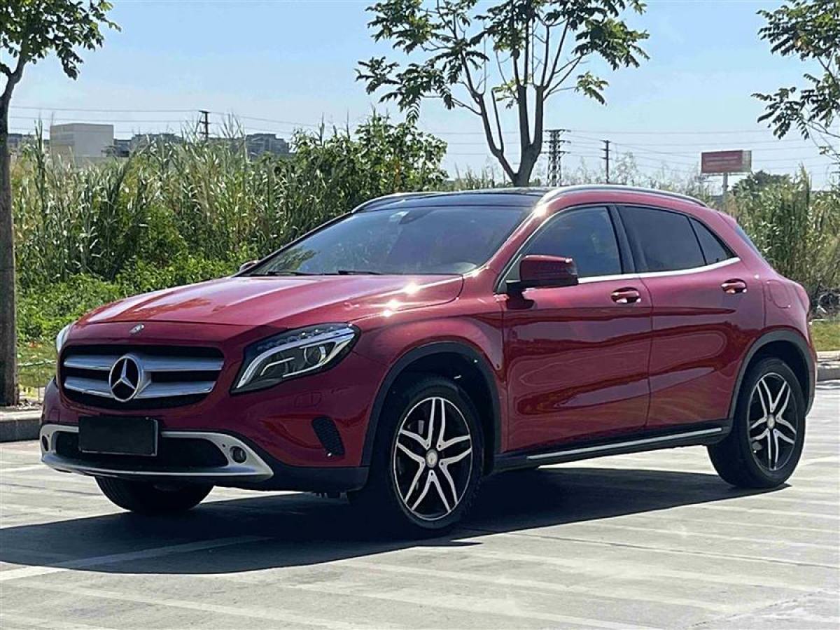 奔馳 奔馳GLA  2016款 GLA 220 4MATIC 時(shí)尚型圖片