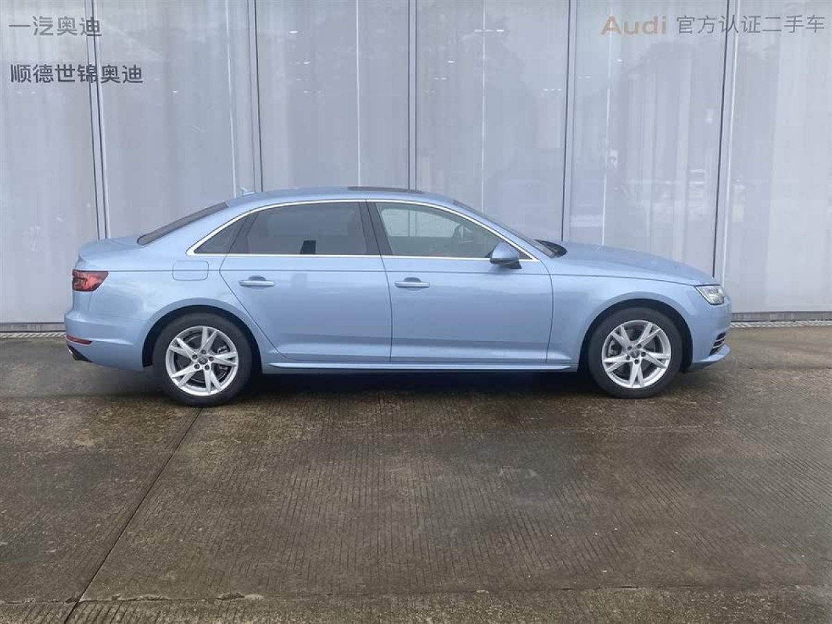 奧迪 奧迪A4L  2018款 30周年年型 40 TFSI 進(jìn)取型圖片
