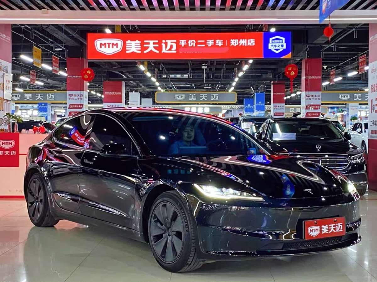 特斯拉 Model 3  2023款 煥新版 后輪驅(qū)動圖片