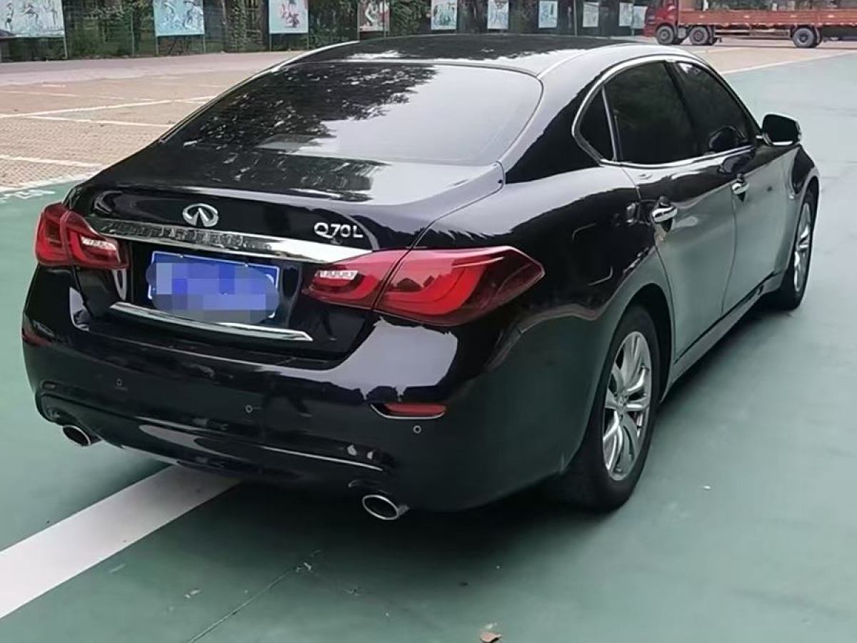 英菲尼迪 Q70  2015款 Q70L 2.5L 精英版圖片