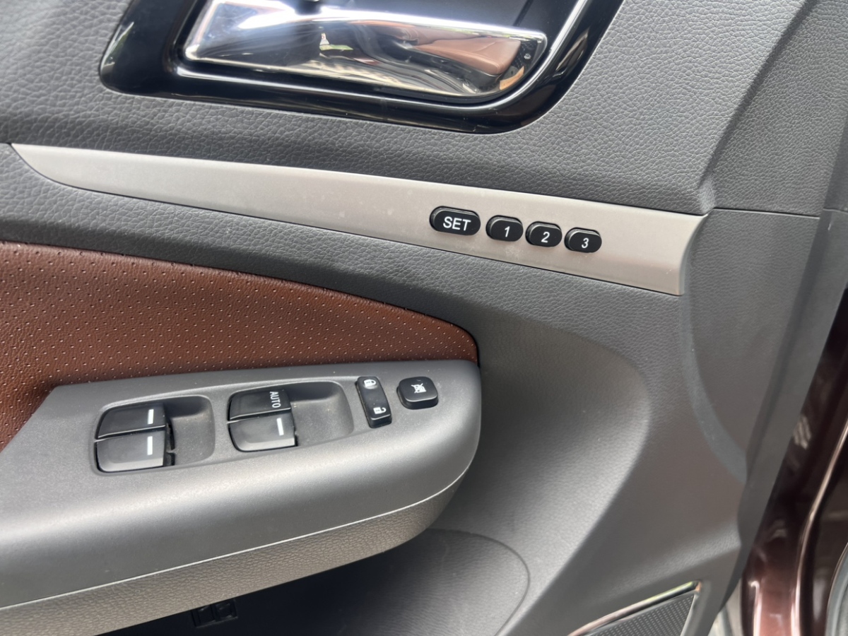 比亞迪 S7  2017款 2.0T 自動旗艦型圖片