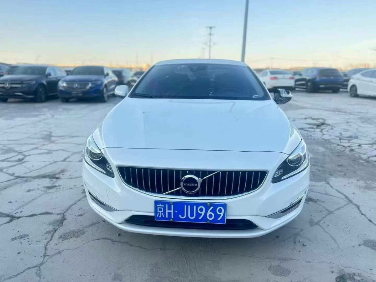 沃爾沃 S60  2019款 S60L 1.5T 智進(jìn)版圖片