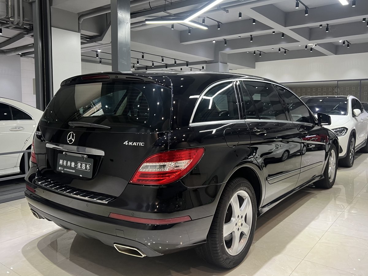 奔馳 奔馳R級  2015款 R 320 4MATIC 豪華型圖片